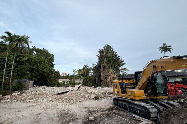 Information that helps price a commercial demolition
